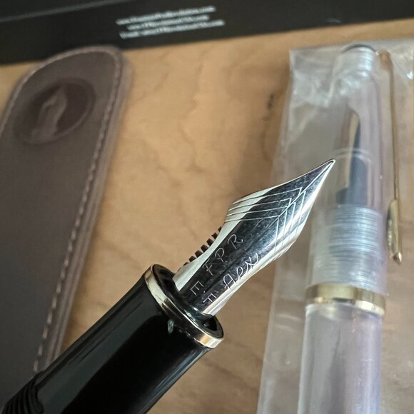 2 FPR Fountain Pen Revolution ~ EF #5.5 Ultra Flex & Fine ~ and a Leather Sleeve - Picture 3 of 4